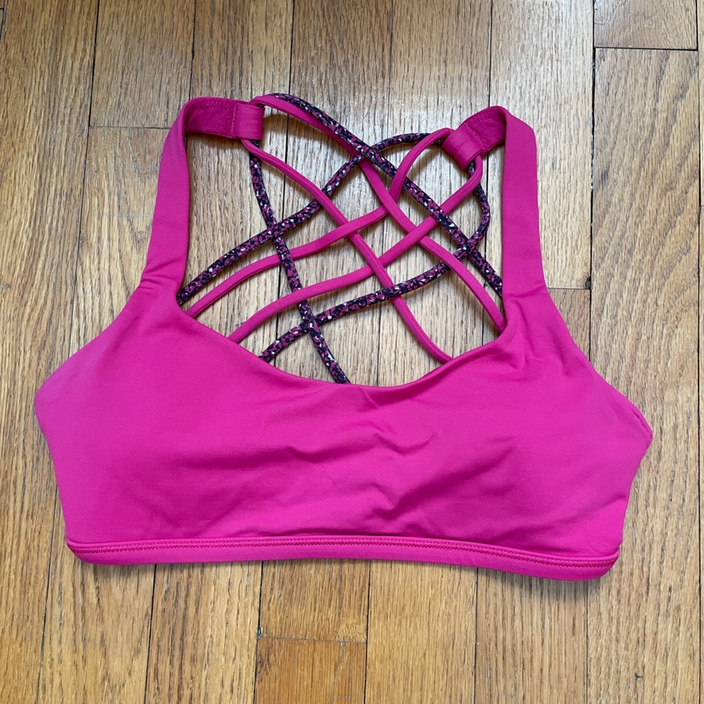 Lululemon free to be wild bra